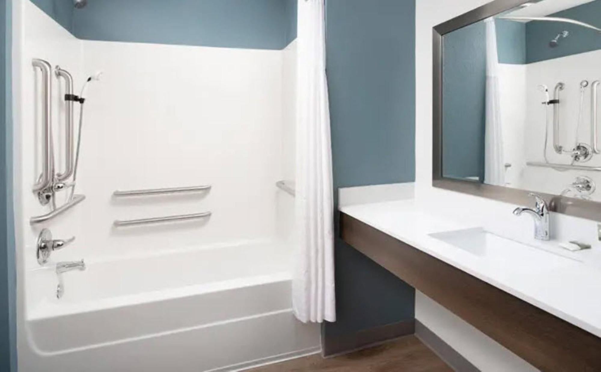 Woodspring Suites Huntsville - Research Park Eksteriør billede